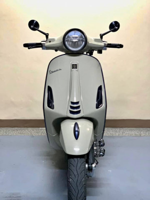 Vespa Primavera S150 2022