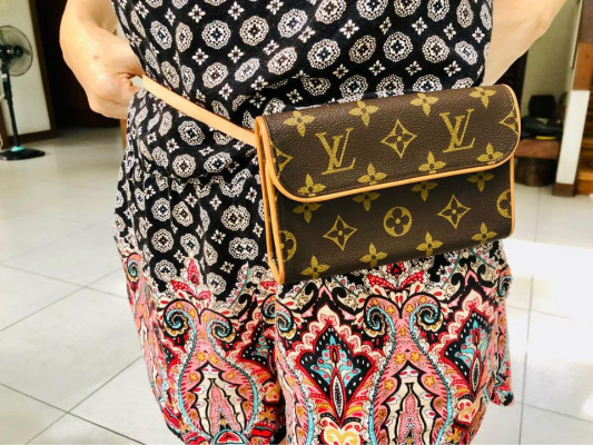 For sale authentic Louis Vuitton belt bag