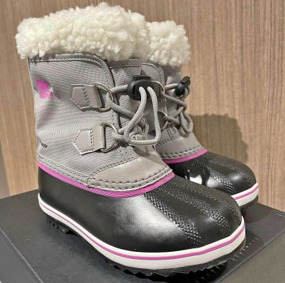 Kids Sorel snow boots