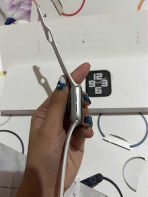 Apple Watch SE 2nd Gen Silver 40mm