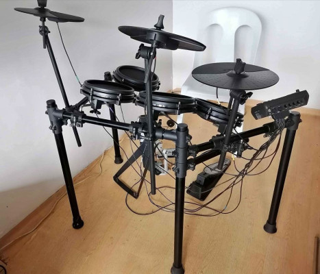 Alesis Electric Drum Set