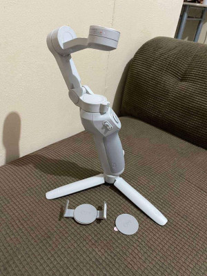 DJI OM 4 SE Gimbal brand new