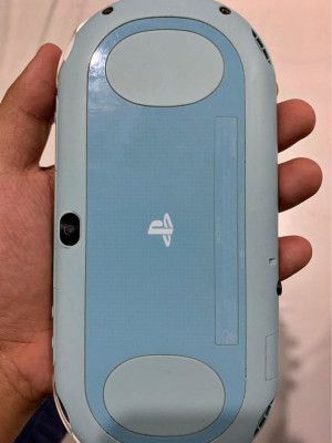 PSvita Slim
