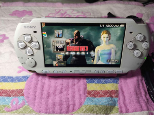 Psp 3004 white pearl orig 16gb