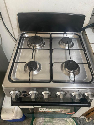 Xtreme Gas Range with oven (Preloved)