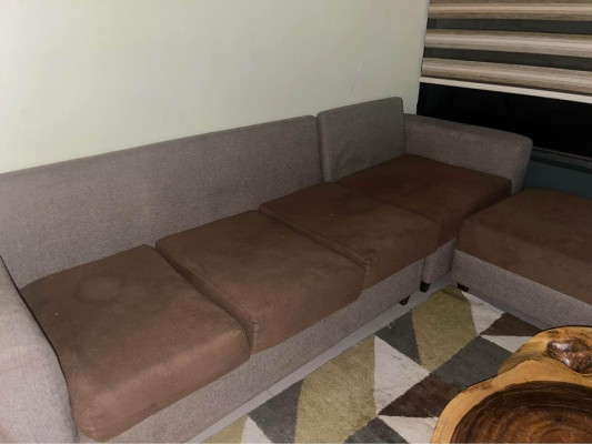 4-seater L shape sofa (movable)