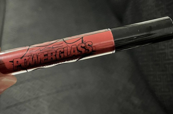 Powerglass Plumping Lip Gloss Pout Last Night