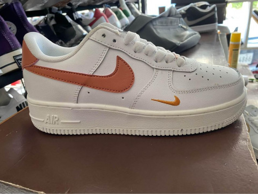 Airforce 1 womens Rush Sale‼️