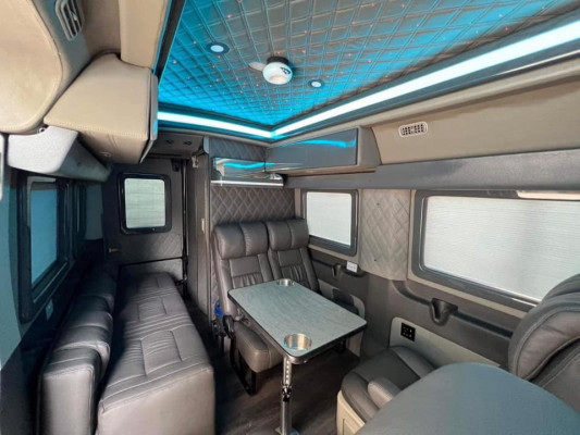 2020 Ford transit M/T Diesel