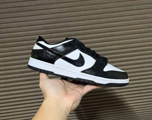 FOR SALE|Dunk Low "World Champs"