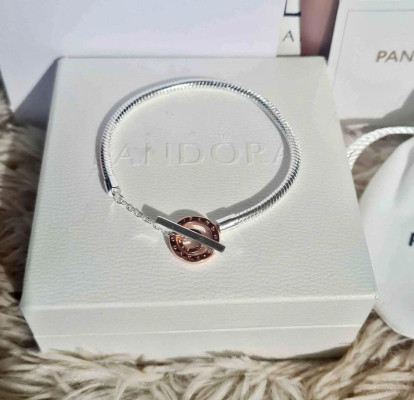 Signature Two-tone Logo T-Bar Snake Bracelet