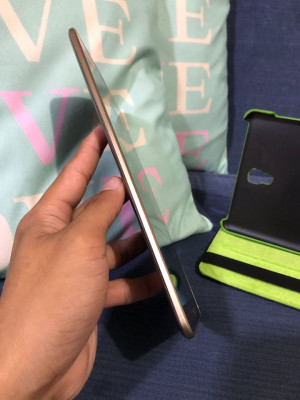 Samsung Galaxy TAB S 8.4 T700 Wifi