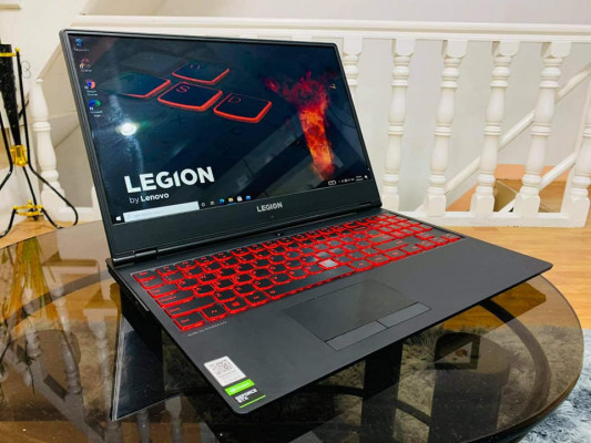 LENOVO LEGION