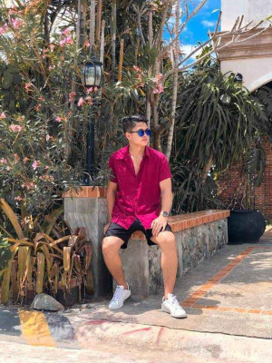 Polo shirt plain summer outfit