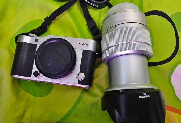 Fujifilm xa3 mirrorless