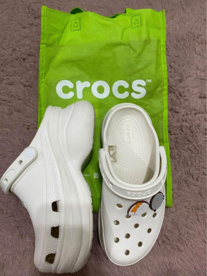 PRE LOVED ORIG CROCS BAE CLOG