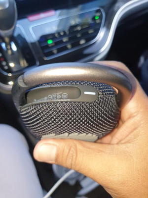 JBL CLIP4 Clip n play