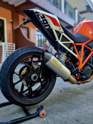 2015 KTM superduke 1290r