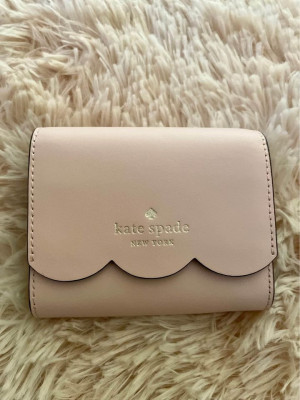 Kate Spade trifold wallet