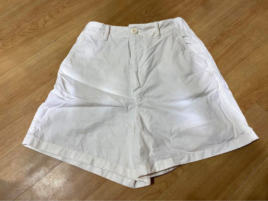 Uniqlo White shorts