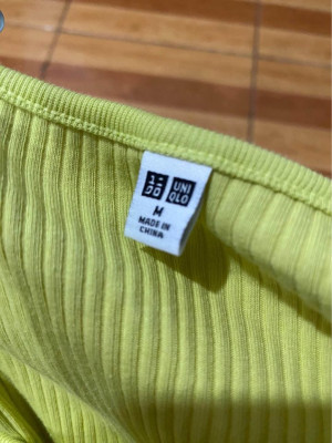 Uniqlo Ribbed Square Neck Cropped T-Shirt