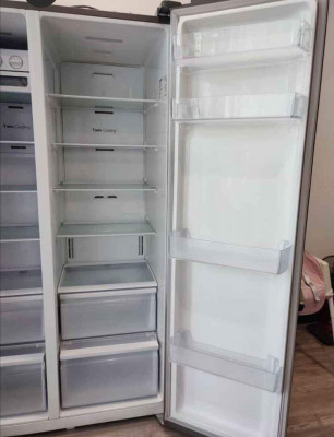 RUSH FOR SALE SAMSUNG INVERTER DIGITAL DISPLAY 21CUFT 2DOORS FRIDGE