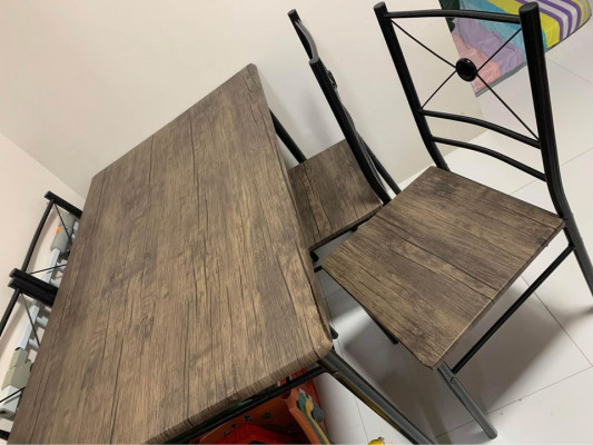 DINING TABLE AND CHAIR SET