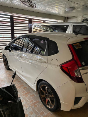 2015 Honda jazz