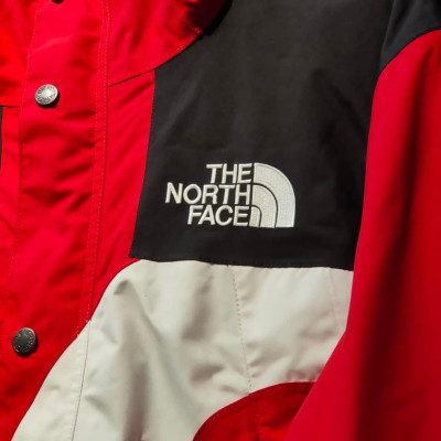 Supreme x The North Face - S LOGO Mountain Jacket