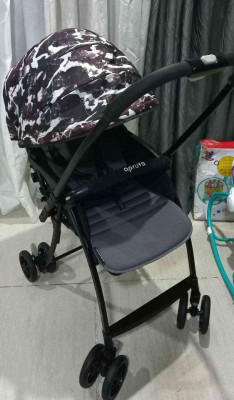 Apruva Baby Stroller