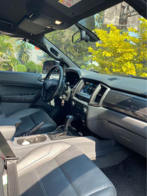 2017 Ford everest titanium