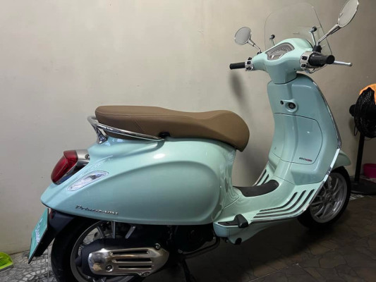 Vespa Primavera & Shoei