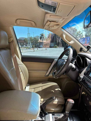 2016 Toyota land cruiser prado