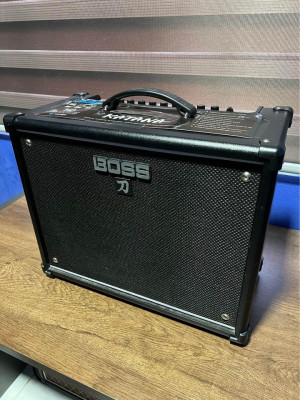 Boss katana 50 Mk1 - 12k