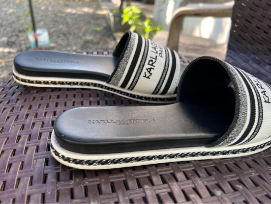 Karl Lagerfeld Slides Sandals