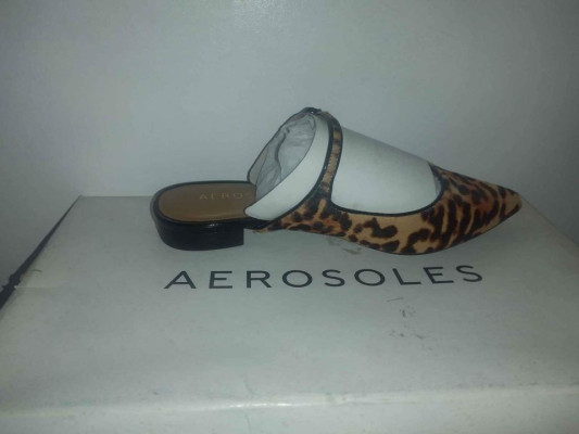 Aerosole Slip On