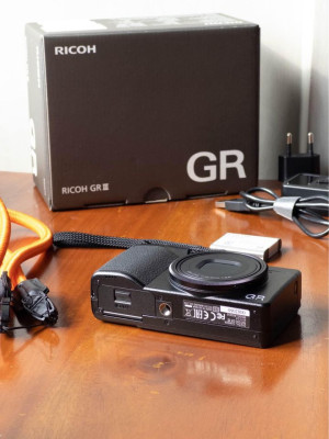 Ricoh GRIII