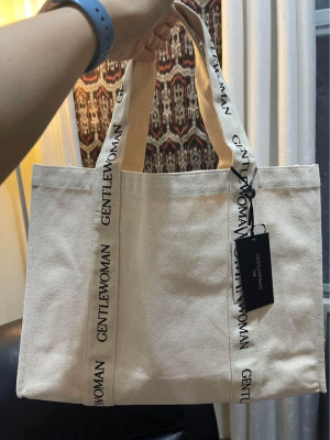 GENTLEWOMAN TOTE BAGS ON HAND