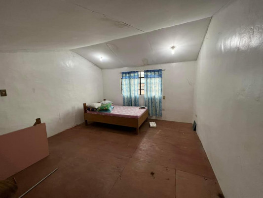 HOUSE & LOT FOR SALE