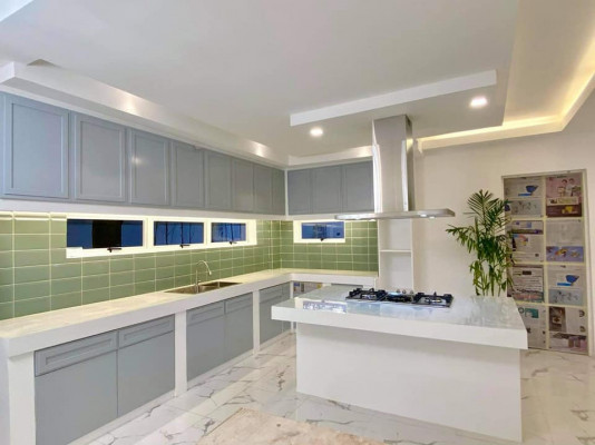 HOUSE AND LOT FOR SALE