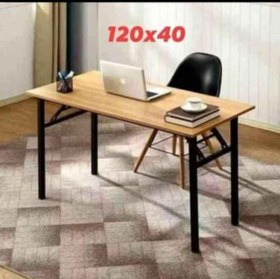 FOLDABLE COMPUTER TABLE