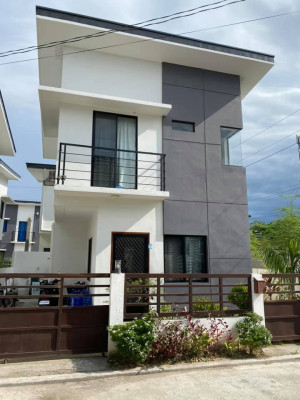 House and Lot For Sale (For Assume)