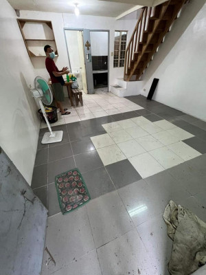 HOUSE & LOT FOR SALE