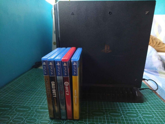 For sale Ps4 Pro