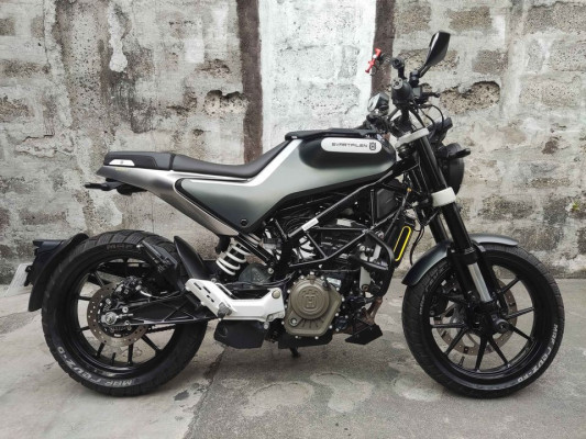 2021 Husqvarna svartpilen