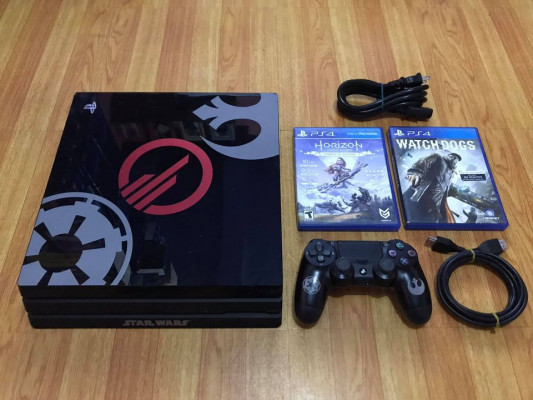 Ps4 pro 4K HDR (1TB) with 2 games