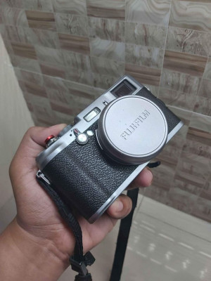 Fujifilm X100