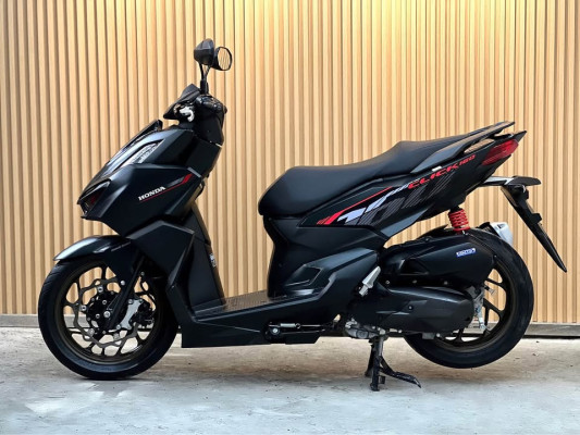 Click 160 2024 model