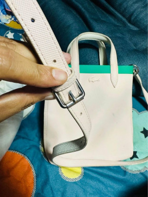 lacoste slingbag