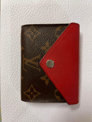 Louis Vuitton deck card wallet